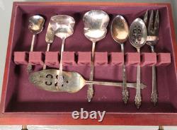 International Silver Deep Silver Inlaid Silverplate Rochambeau 82 pcs Drawer Box