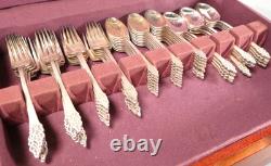 International Silver Deep Silver Inlaid Silverplate Rochambeau 82 pcs Drawer Box