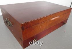 International Silver Deep Silver Inlaid Silverplate Rochambeau 82 pcs Drawer Box