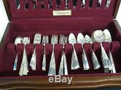LOT of 87 pcs COMMUNITY MORNING STAR SILVERPLATE FLATWARE SERVICE for 12 + CHEST