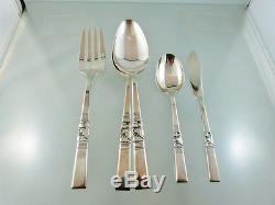 MORNING STAR 1948 CASED FORMAL SET 6 PLACES w SERVERS 53 PCS. BY COMMUNITY