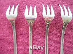 National Silver Co HOLLY Set of 4 Oyster Forks 5 5/8 c1904 E H H Smith
