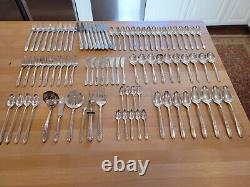 ONEIDA NOBILITY ROYAL ROSE SILVERPLATE FLATWARE SET of 87 PIECES- CA 1939