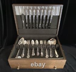 Oneida 1881 Rogers Silverplate Flirtation, setting for 8 with serving pieces