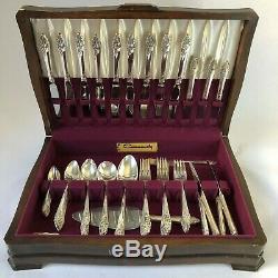 Oneida Community Evening Star Silver Plate Flat Ware 66 Peice Set with Chest VTG