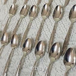 Oneida Community Silver Flowers 8 Place Setting 57 pieces with Community Chest