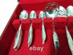 Oneida Community Silverplate 1960 Forest or Silver Flowers 52 Pcs in Chest