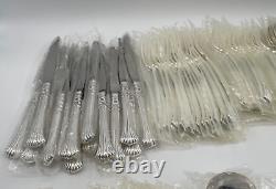 Oneida Floral Queen Silverplate Flatware Set 82 Pieces No Monogram