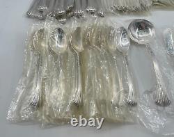 Oneida Floral Queen Silverplate Flatware Set 82 Pieces No Monogram