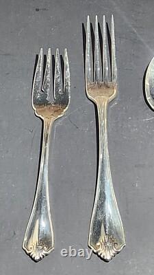 Oneida King James 1881 Rogers 58 Piece Set Service For 8 Flatware Silverplate