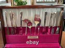 Oneida Milady Silver Plate Flatware Set with Chest 56 pc