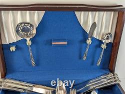 Oneida Prestige DISTINCTION 80 Pc Service for 11 Silverplate Flatware Set 1945
