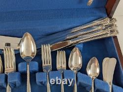 Oneida Prestige DISTINCTION 80 Pc Service for 11 Silverplate Flatware Set 1945