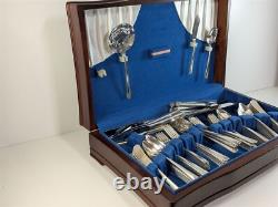 Oneida Prestige DISTINCTION 80 Pc Service for 11 Silverplate Flatware Set 1945