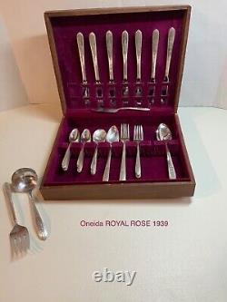 Oneida ROYAL ROSE Silver Plate Silverware, Flatware Set 47 Pieces