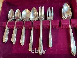 Oneida ROYAL ROSE Silver Plate Silverware, Flatware Set 47 Pieces