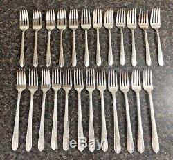 Oneida ROYAL ROSE Silverplate 107 Pc Silverware Flatware Set with Serving Pieces