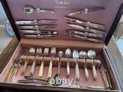Oneida SOUTH SEAS Silverplate 1955 Silverware Flatware 69 piece Set