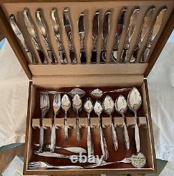 Oneida WINSOME I Community Silverplate/ware Set 88 Pieces Service for 13, 1959
