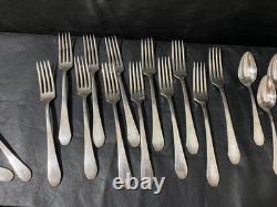 Paul Revere Community Plate 46 pieces silverplate flatware set nice! Oneida