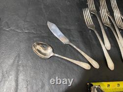 Paul Revere Community Plate 46 pieces silverplate flatware set nice! Oneida