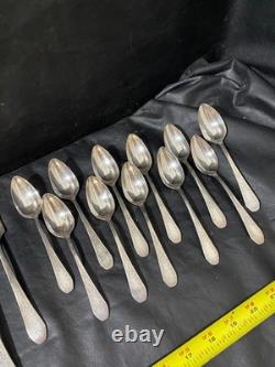 Paul Revere Community Plate 46 pieces silverplate flatware set nice! Oneida