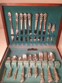 Pre-owned Vintage Wm. Rogers & Son Silverplate Flatware Set for 8 in Wooden Box