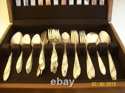 Queen Bess 1946 Silverplate 71 Piece Set Tudor Community Oneida Flatware