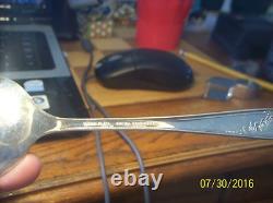 Queen Bess 1946 Silverplate 71 Piece Set Tudor Community Oneida Flatware