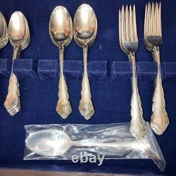 REED BARTON DRESDEN ROSE SILVERPLATE SET FLATWARE W Anti Tarnish Chest BOX 39