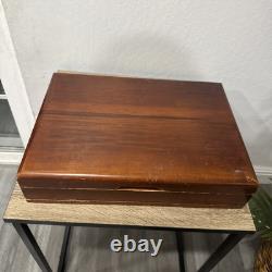 Reed and barton Mirrorstele 39pc Silver-plate set With Chest, 1945 Festivity