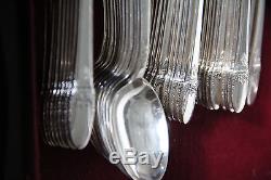 Rogers Bros 1847 First Love Silverplate Flatware Set 112 pcs Remarkable set