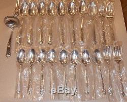 Rogers Bros. IS Silverplate Flatware Silverware Starlight Great Condition Set 8