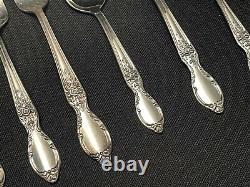Rogers & Son IS Vicrorian Rose SILVERPLATE FLATWARE SET 104 Pc For 12 withServ