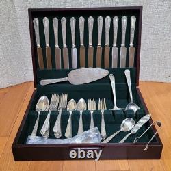 Service for 12 ANCESTRAL 1847 Rogers Bros Silverplate Flatware Set in Case