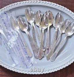 Service for 12 ANCESTRAL 1847 Rogers Bros Silverplate Flatware Set in Case