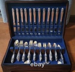 Service for 12 DANISH PRINCESS Silverplate Holmes & Edwards Flatware Set in Case