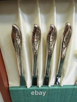 Set 1847 Rogers Bros IS Springtime Silverplate Flatware 51 pcs svc for 8 withBox Set 1847 Rogers Bros IS Springtime Silverplate Flatware 51 pcs svc for 8 withBox