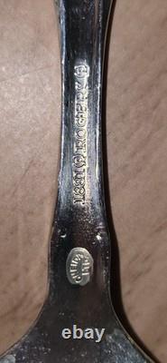 Silverplate 1881 Rogers Silver plate flatware set For 9