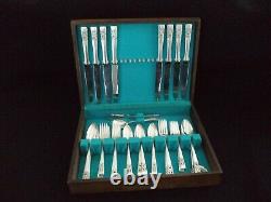 Silverplate Coronation 8 place settings dinner knives fork 1936 Community in box