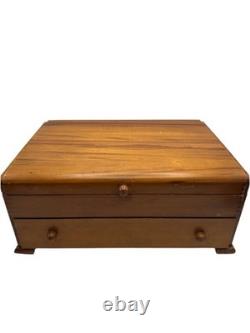 Silverplate Flatware Set 82 Pieces Oneida Countess II ART DECO 1930s withChest