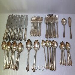 Starlight Silverplate 1939 by INTERNATIONAL SILVER WM Rogers, 50 Pc Flatware Set