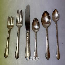 Starlight Silverplate 1939 by INTERNATIONAL SILVER WM Rogers, 50 Pc Flatware Set