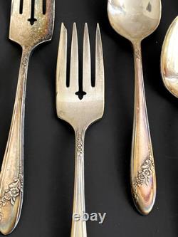 TUDOR QUEEN BESS II Silverplate Flatware Set Of 66 ONEIDA COMMUNITY +Serving