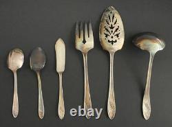 TUDOR QUEEN BESS II Silverplate Flatware Set Of 66 ONEIDA COMMUNITY +Serving