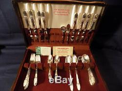 VINTAGE 1847 ROGERS BROS 52 Pc SILVER PLATE SILVERWARE SET IN CASE EXCELLENT