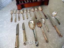 VINTAGE 1940'S ROGERS BROS. 1847 ETERNALLY YOURS FLATWARE SET WithCHEST