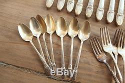 VINTAGE 41 pc ROGERS FIRST LOVE Silverplate Flatware Set