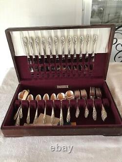 VINTAGE COMMUNITY SILVER PLATE FLATWARE SET by ONEIDA w BOX, 1950