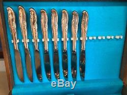 VINTAGE Wm Rogers SILVERWARE SILVER Extra Plate PARTIAL set 50 Pieces with CHEST